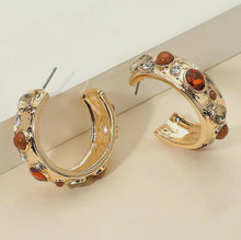 Load image into Gallery viewer, Carrie Earring