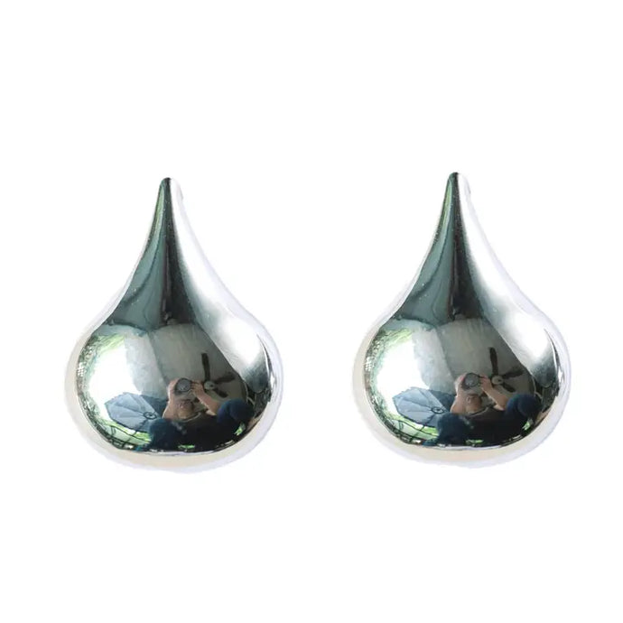 Jett Earring