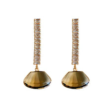 Load image into Gallery viewer, Sable Earring