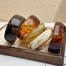 Load image into Gallery viewer, Vicki Bracelet