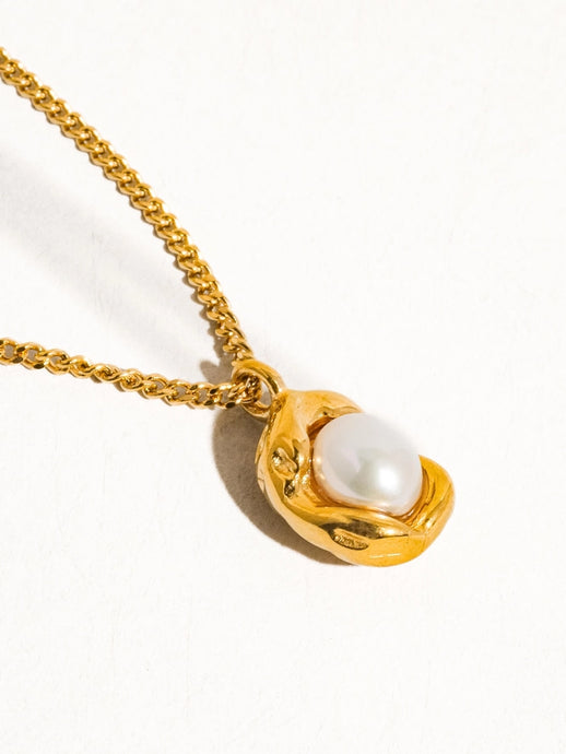 Zakai Pearl Necklace