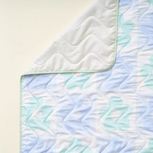 Load image into Gallery viewer, On The Go Quilted Water Resistant Blanket