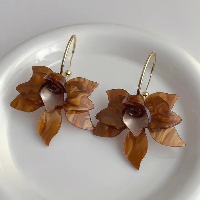 Hallie Earring