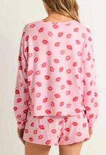 Load image into Gallery viewer, ZS Pucker Up Kisses Long Sleeve