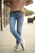 Load image into Gallery viewer, Pistola Monroe High Rise Slim Jean